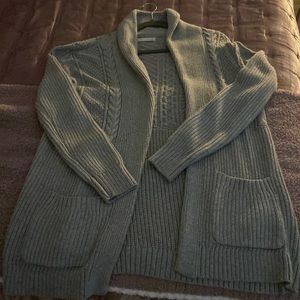 never worn Abercrombie and finch sweater